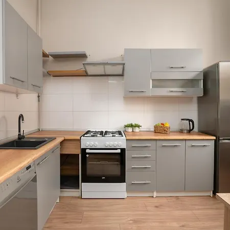 As 8-osobowy W Rynku Breslavia