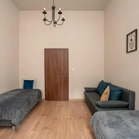 As 8-osobowy W Rynku Apartment